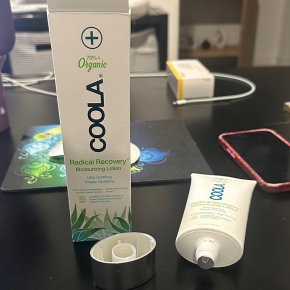 COOLA Other - COOLA Radical Recovery Moisturizing Lotion - White